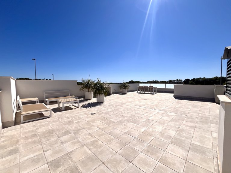 Villa for Sale in Pinar De Campoverde, Alicante 11