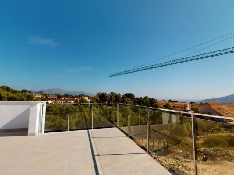 Villa for Sale in La Nucia, Alicante 25