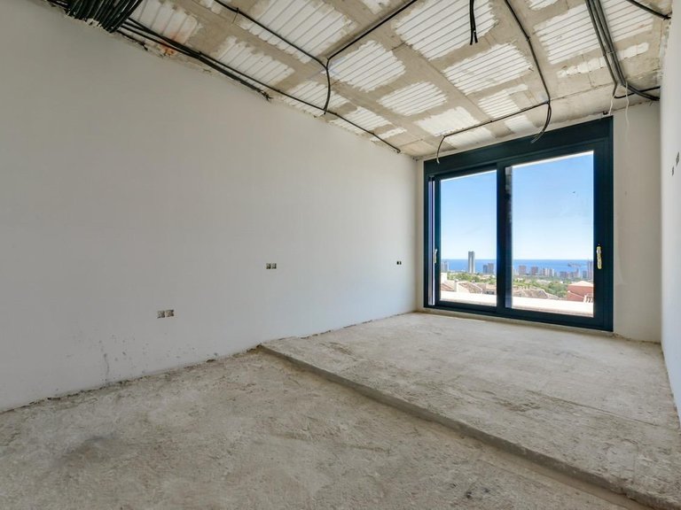 Villa for Sale in Finestrat, Alicante 10