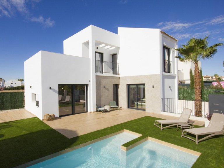 Villa for Sale in Dona Pepa, Alicante 2