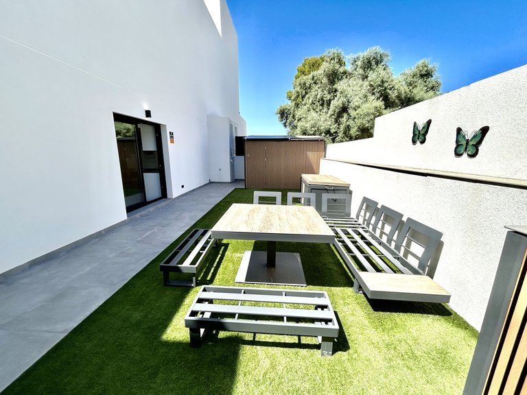 Villa for Sale in Villamartin, Alicante 29