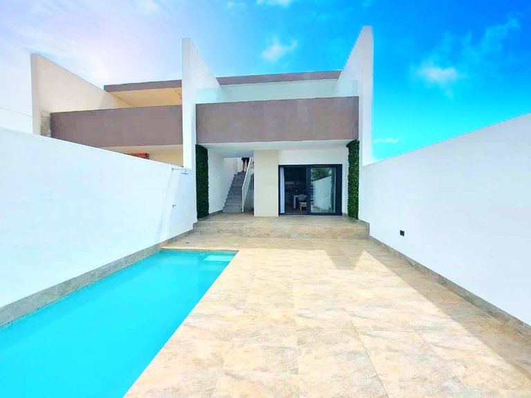 Town House for Sale in Pilar De La Horadada, Alicante 1