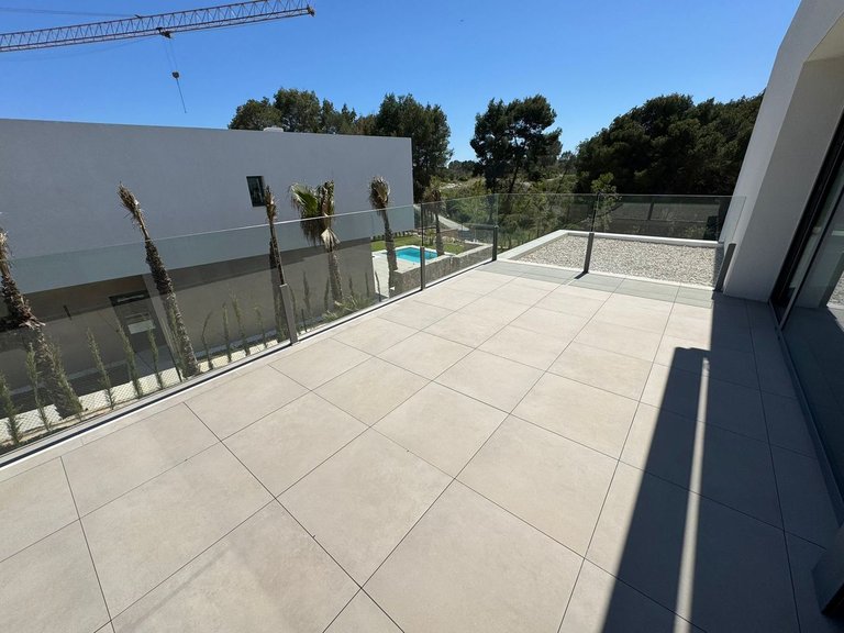 Villa for Sale in Las Colinas Golf Resort, Alicante 24