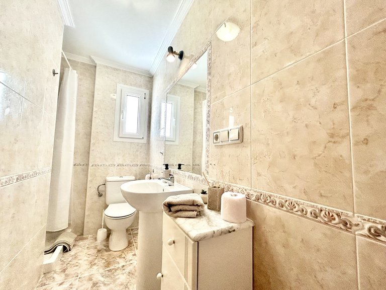 Apartment for Sale in Cabo Roig, Alicante 19
