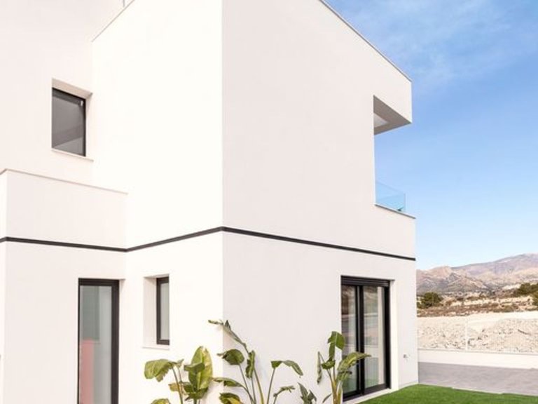 Villa for Sale in Finestrat, Alicante 2