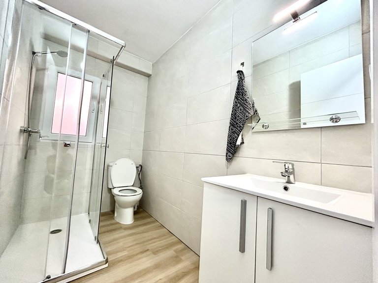 Apartment for Sale in Torrevieja, Alicante 15