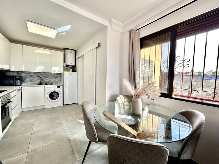 Villa for Sale in Villamartin, Alicante 6