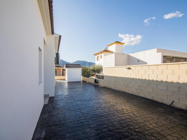 Villa for Sale in Pinoso, Alicante 12