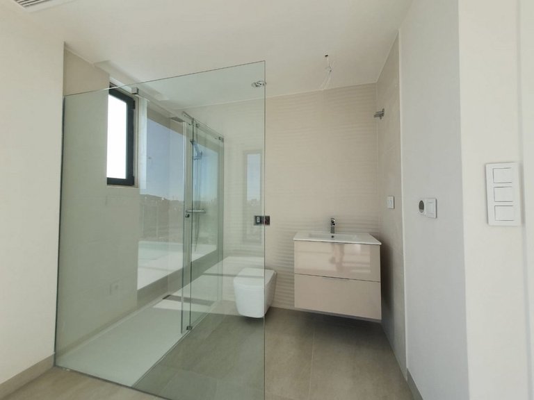 Villa for Sale in Finestrat, Alicante 5
