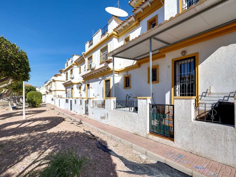 Town House for Sale in Torrevieja, Alicante 18