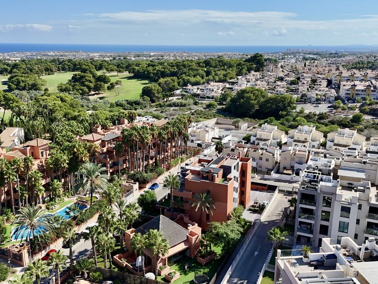 Apartment for Sale in Villamartin, Alicante 39