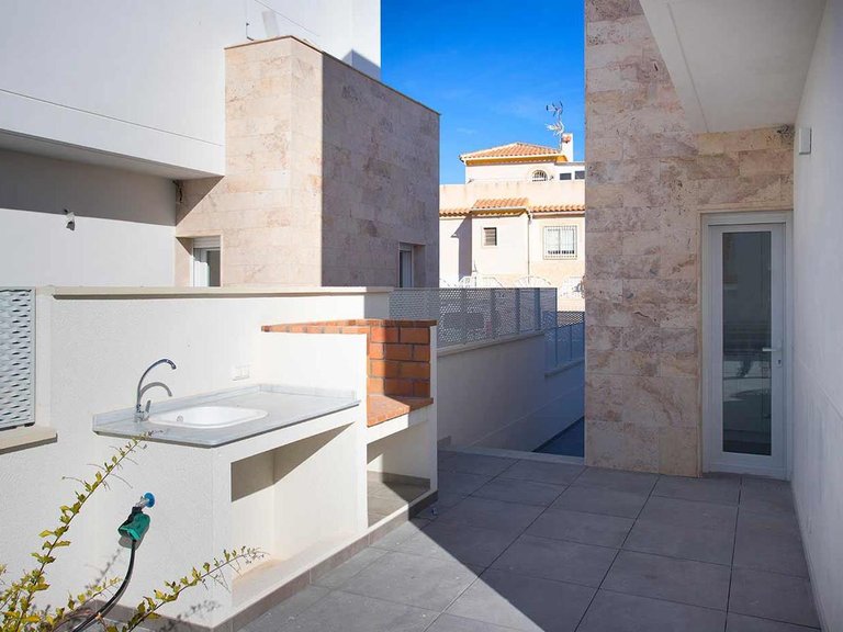 Villa for Sale in Torrevieja, Alicante 36