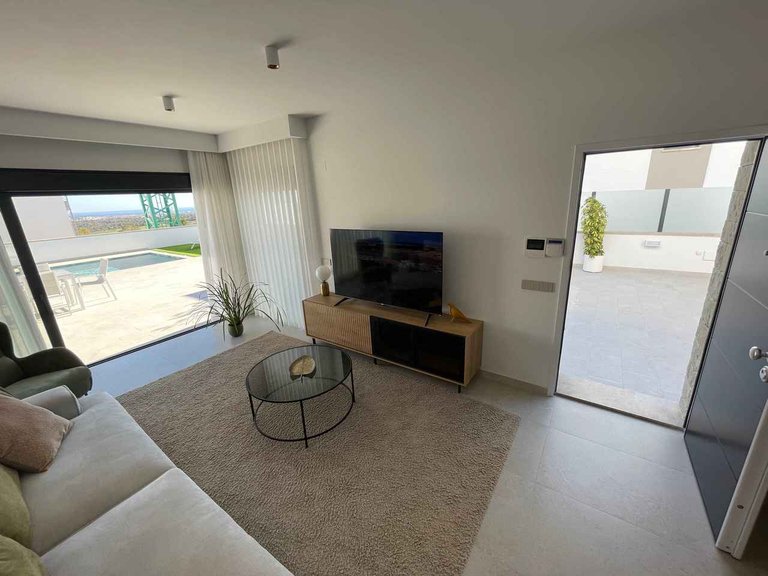 Villa for Sale in San Miguel, Alicante 11