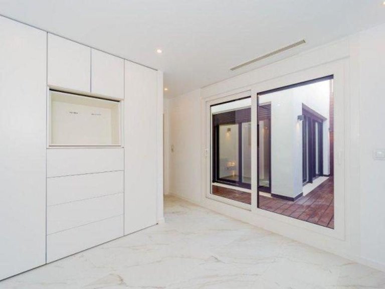 Villa for Sale in Torrevieja, Alicante 25