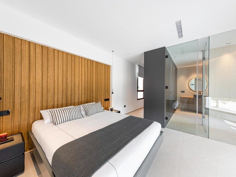 Villa for Sale in Benidorm, Alicante 28