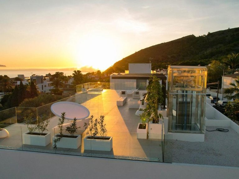 Villa for Sale in Alfaz Del Pi, Alicante 35