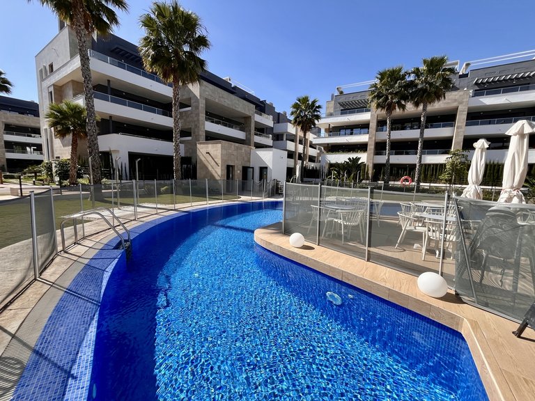 Apartment for Sale in Torrevieja, Alicante 1