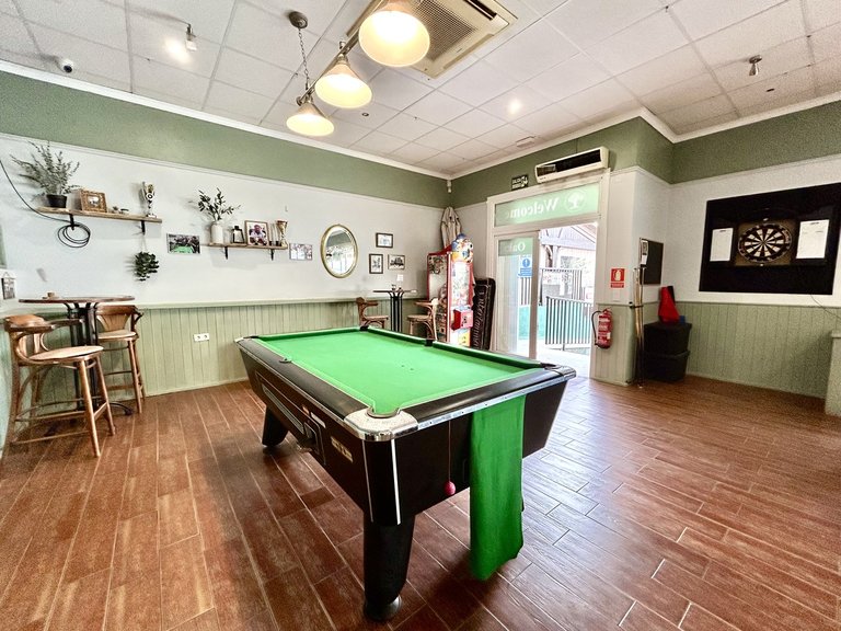 Commercial for Sale in Villamartin, Alicante 14