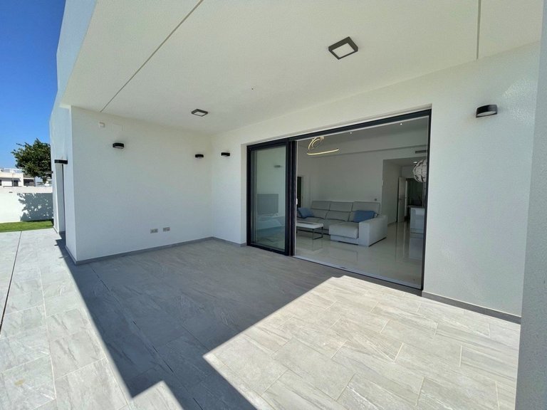 Villa for Sale in Rafal, Alicante 9