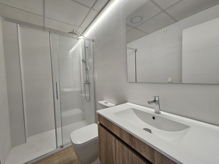 Apartment for Sale in Los Altos, Alicante 17