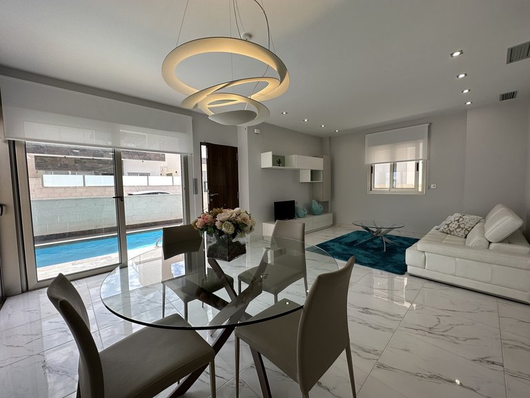 Villa for Sale in Playa Flamenca, Alicante 7