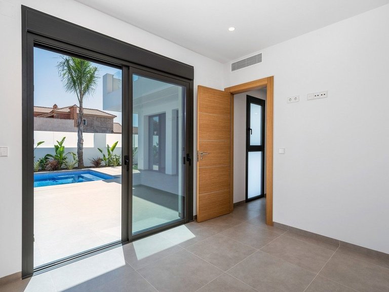 Villa for Sale in Santiago De La Ribera, Murcia 26