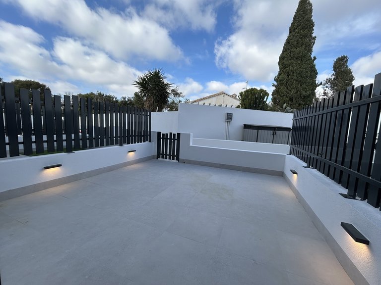 Town House for Sale in Cabo Roig, Alicante 12