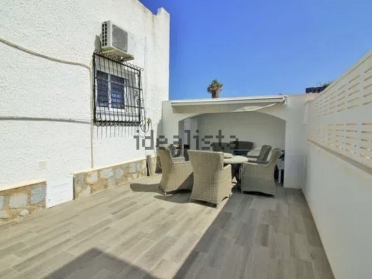 Villa for Sale in Villamartin, Alicante 12