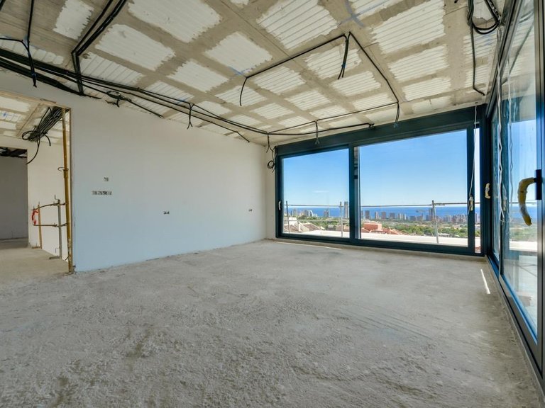 Villa for Sale in Finestrat, Alicante 7