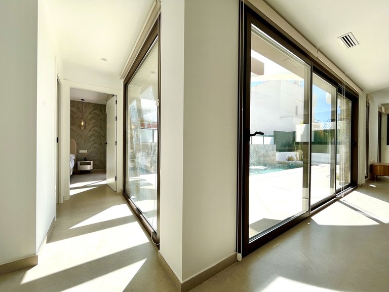 Villa for Sale in Rojales, Alicante 23