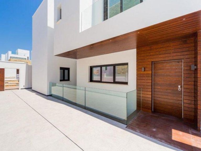 Villa for Sale in Torrevieja, Alicante 5