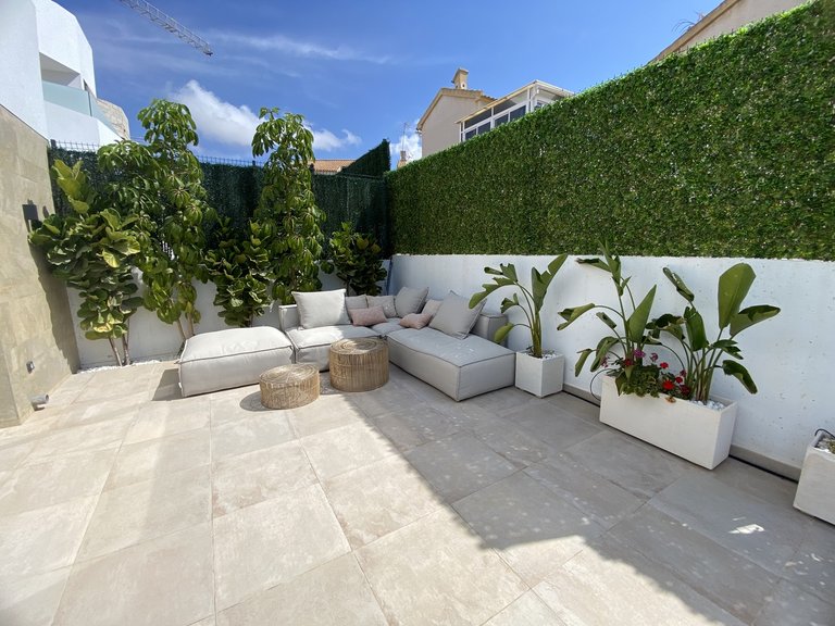 Villa for Sale in Los Altos, Alicante 2