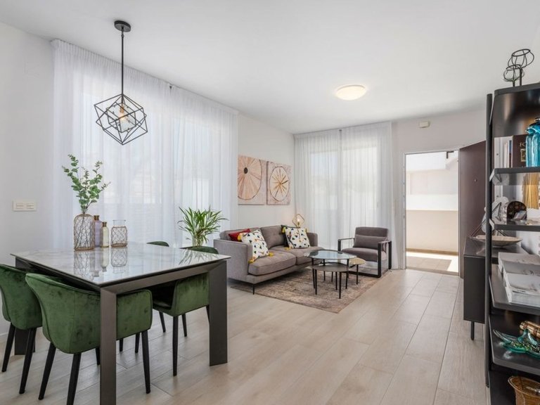 Villa for Sale in Pilar De La Horadada, Alicante 4