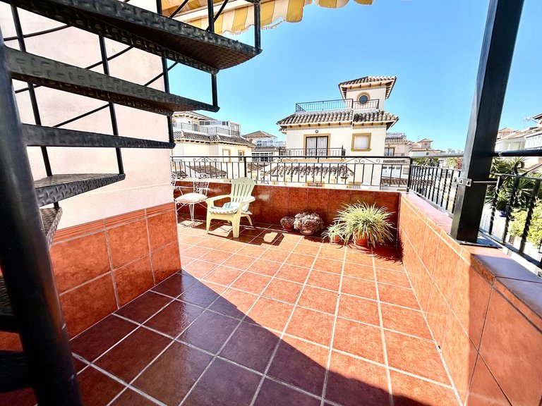 Penthouse for Sale in Playa Flamenca, Alicante 4