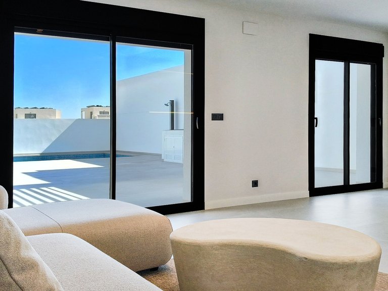 Villa for Sale in Dona Pepa, Alicante 6