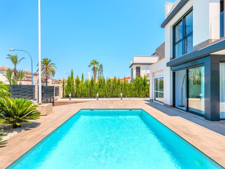 Villa for Sale in Mar Menor, Murcia 2