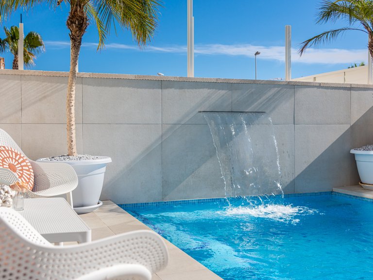 Villa for Sale in Cabo Roig, Alicante 36