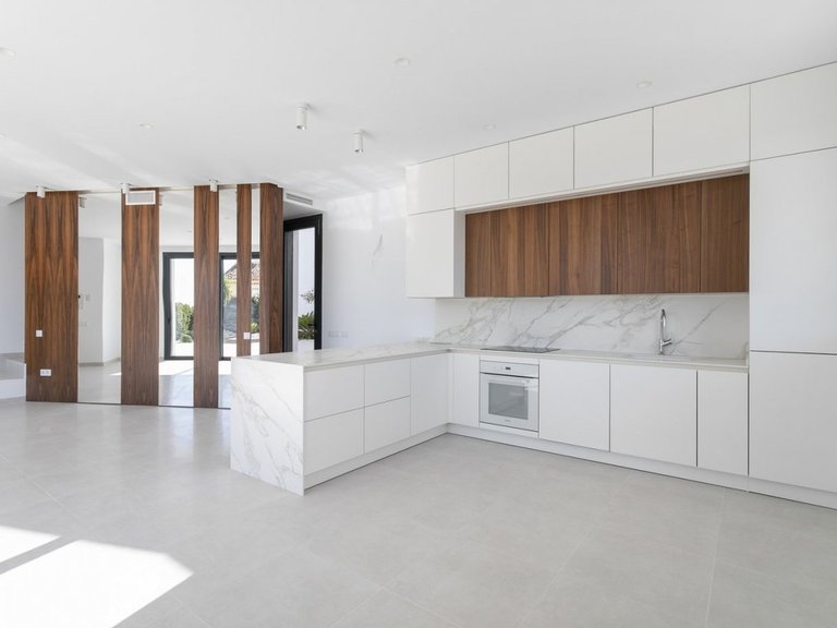Villa for Sale in Finestrat, Alicante 9