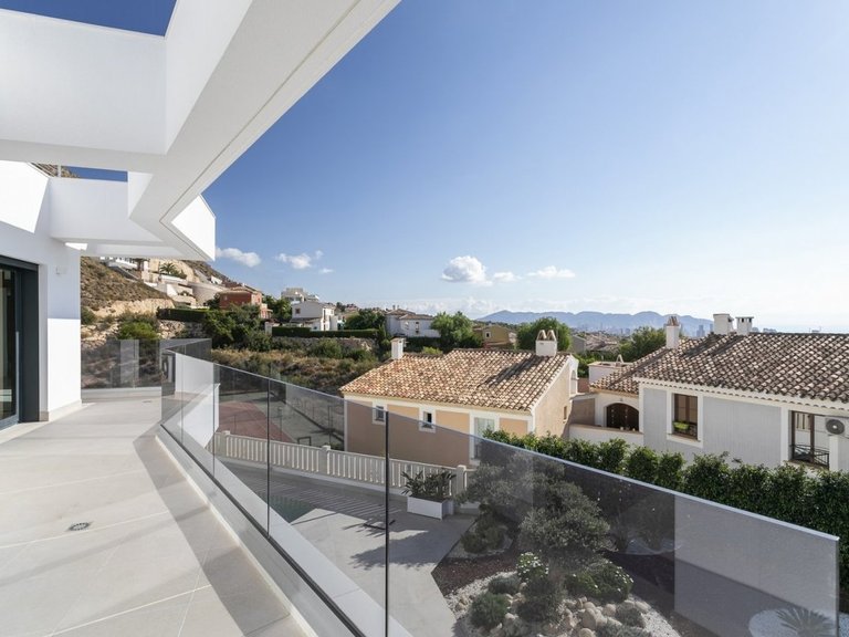Villa for Sale in Finestrat, Alicante 25