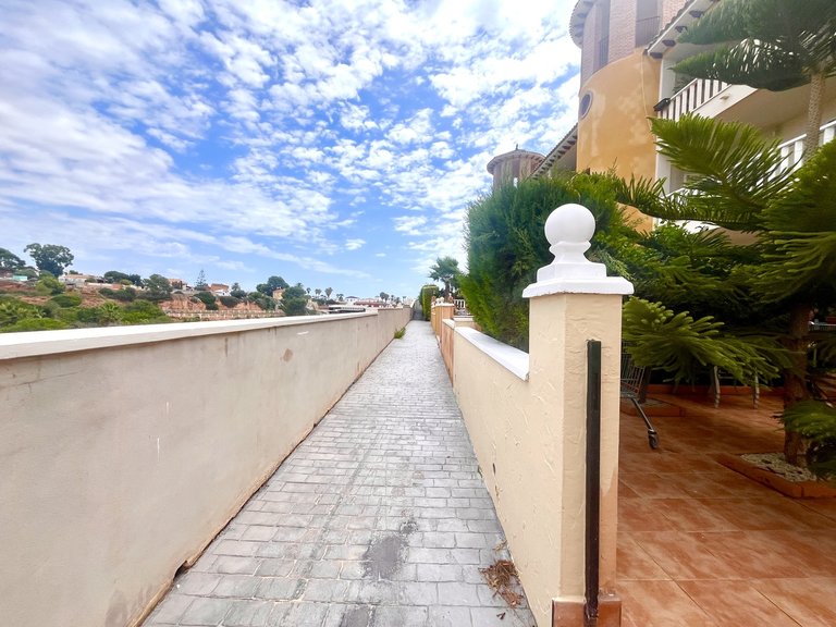 Apartment for Sale in Cabo Roig, Alicante 24