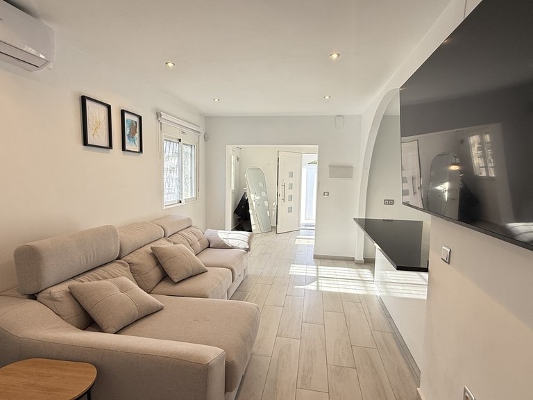 Villa for Sale in San Miguel, Alicante 25