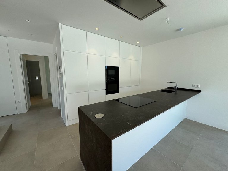 Villa for Sale in Las Colinas Golf Resort, Alicante 20