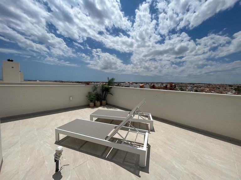 Penthouse for Sale in Torrevieja, Alicante 25