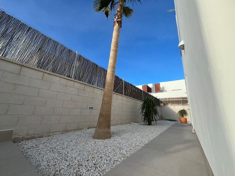 Villa for Sale in Pilar De La Horadada, Alicante 39