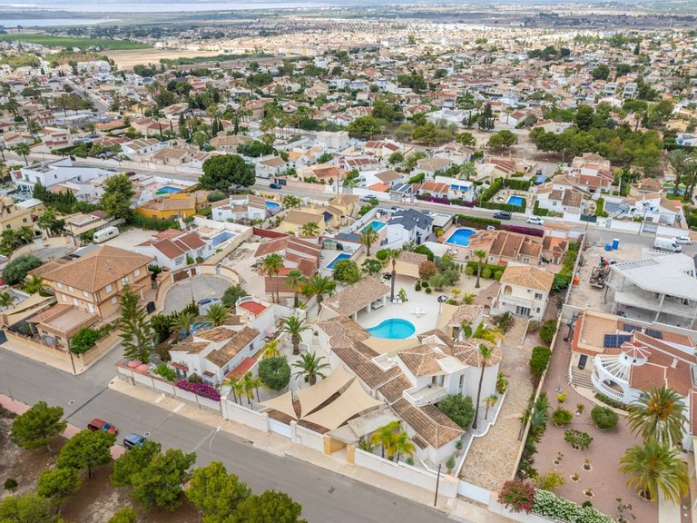 Villa for Sale in Ciudad Quesada, Alicante 6