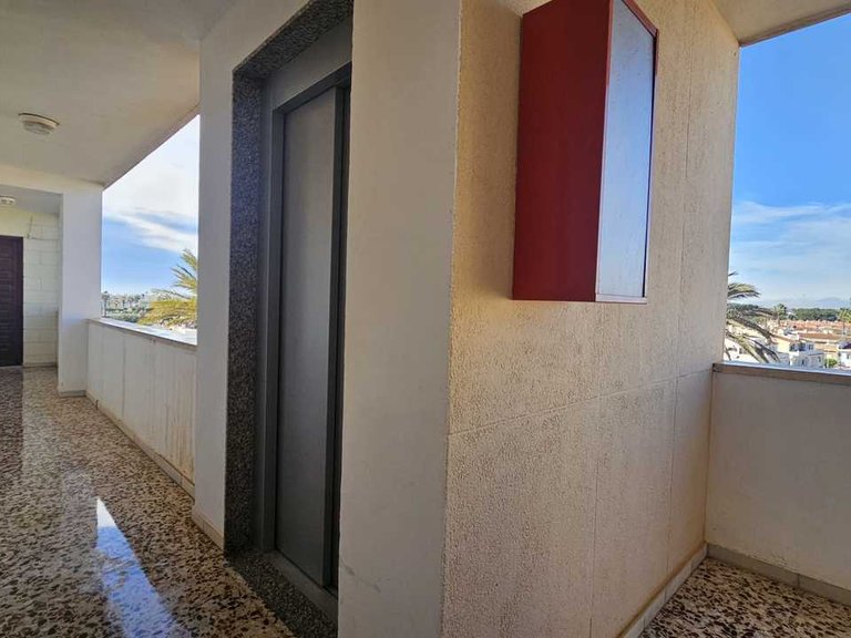 Apartment for Sale in Mil Palmeras, Alicante 30