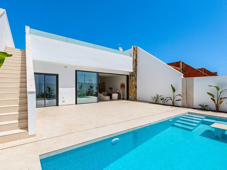 Villa for Sale in Los Alcazares, Murcia 1