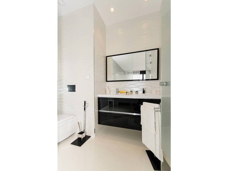 Villa for Sale in Cabo Roig, Alicante 13
