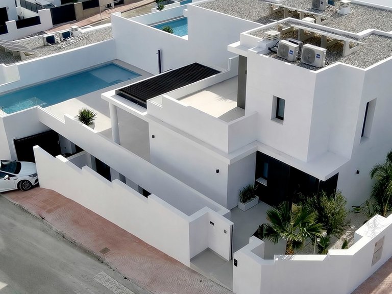 Villa for Sale in Dona Pepa, Alicante 3