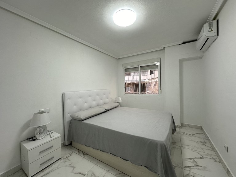 Apartment for Sale in Torrevieja, Alicante 14